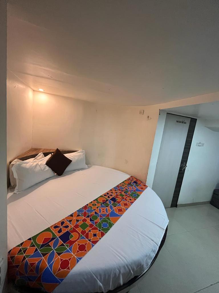 Hotel Havana 뭄바이 외부 사진